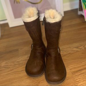 UGG Kensington Fall/Winter Boots Sz 10 / New